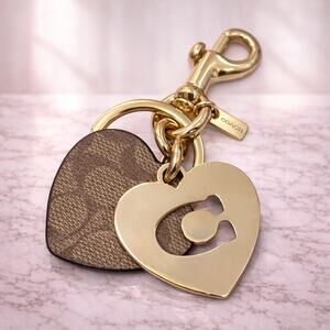 Coach Heart Keychain Leather and Gold Excellent Condition